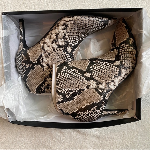 NEW Nine West Finny Skinny Heel Snakeskin Boot - Picture 4 of 9